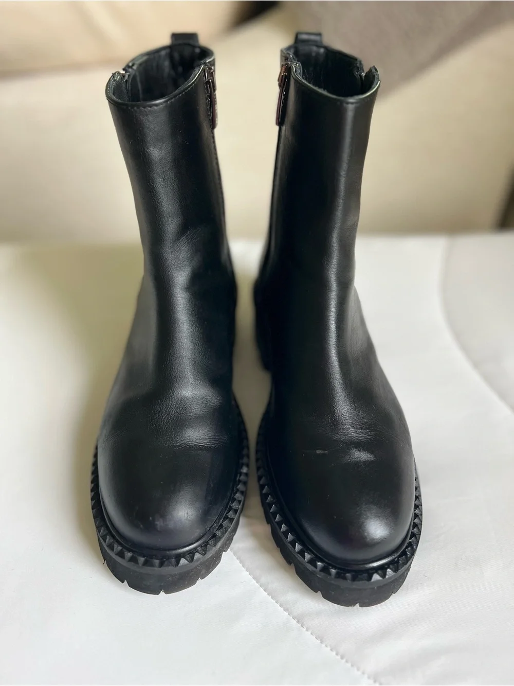La Canadienne Crew Women's Black Leather Ankle Boots - size 7